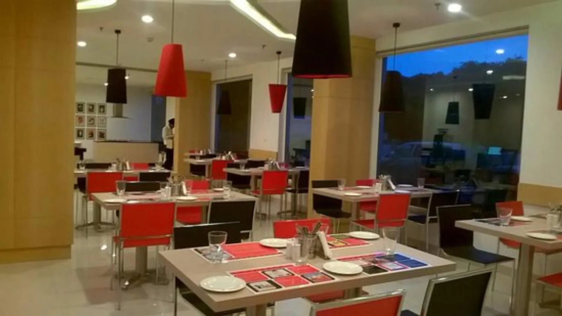 Hotell Red Fox Hotel, Chandīgarh